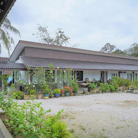 Capital O 90168 Serambi Pelangi Chalet Changlun Kültér fotó